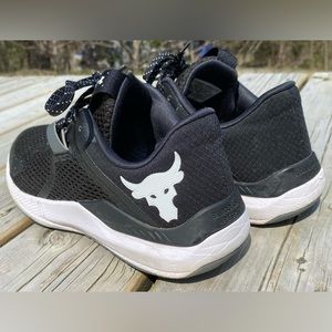 UNDER ARMOUR PROJECT ROCK SIZE 9 Men